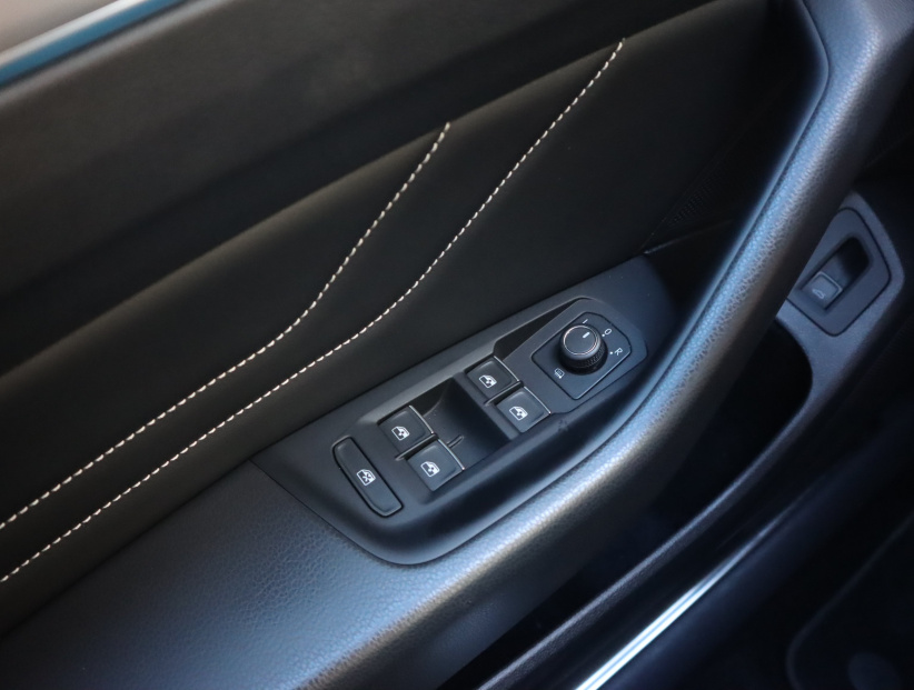 Volkswagen Passat, 2023