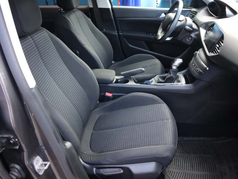 Peugeot 308, 2017