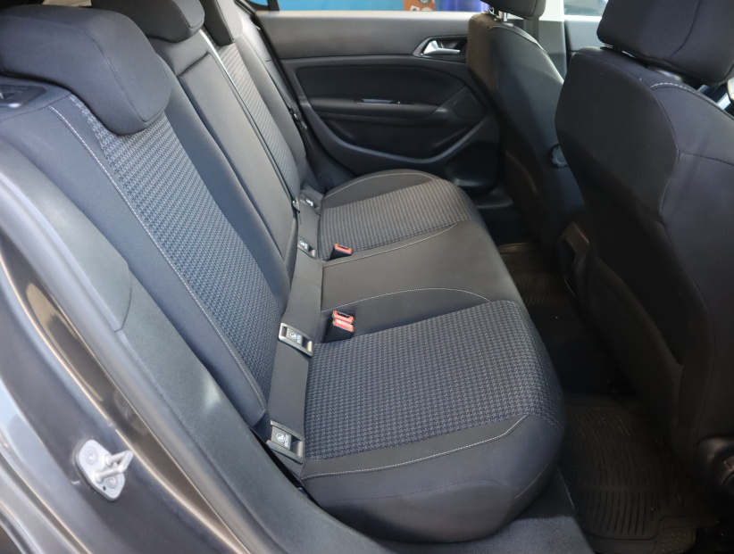Peugeot 308, 2017