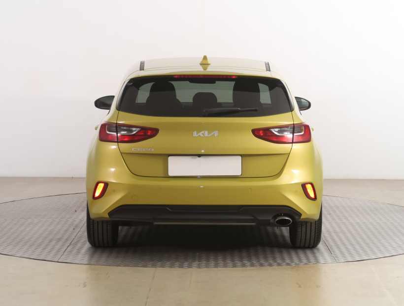 Kia Ceed, 2022