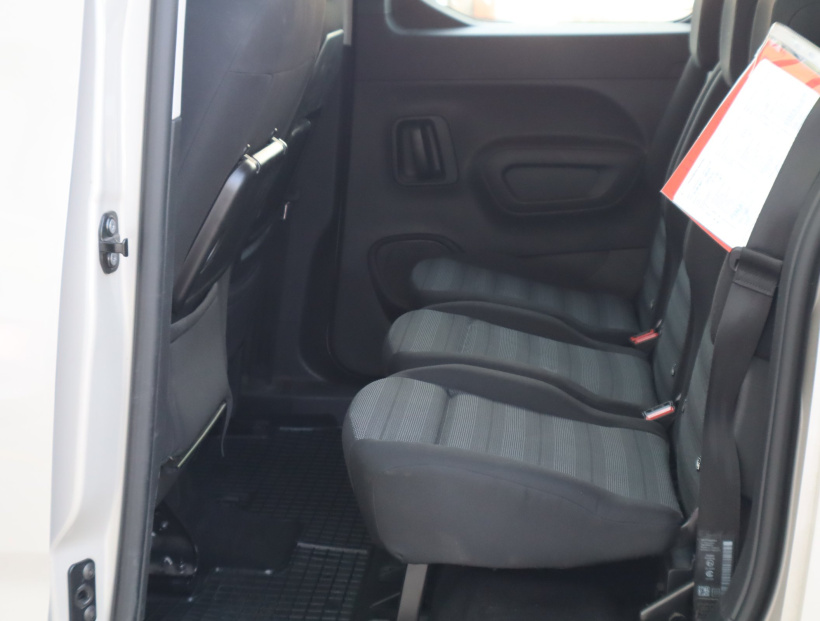 Opel Combo, 2022