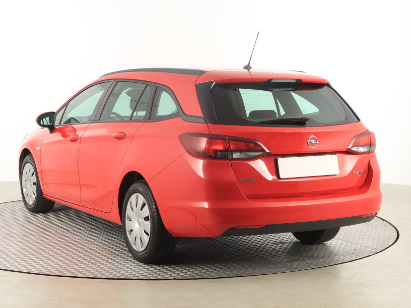 Opel Astra, 2018