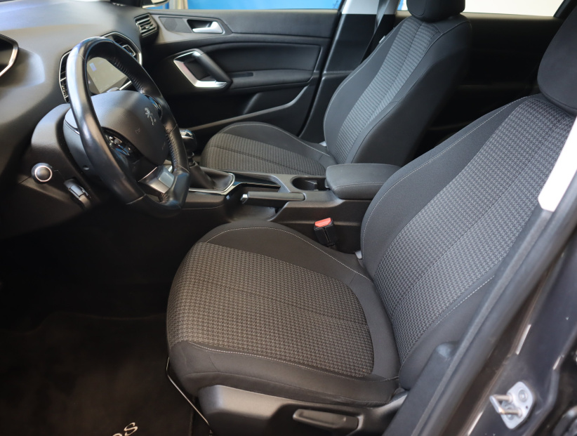 Peugeot 308, 2020