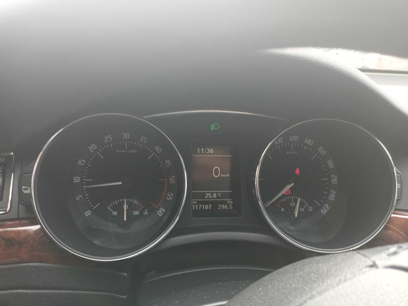 Škoda Superb, 2010