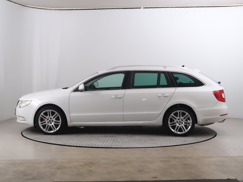 Škoda Superb, 2010