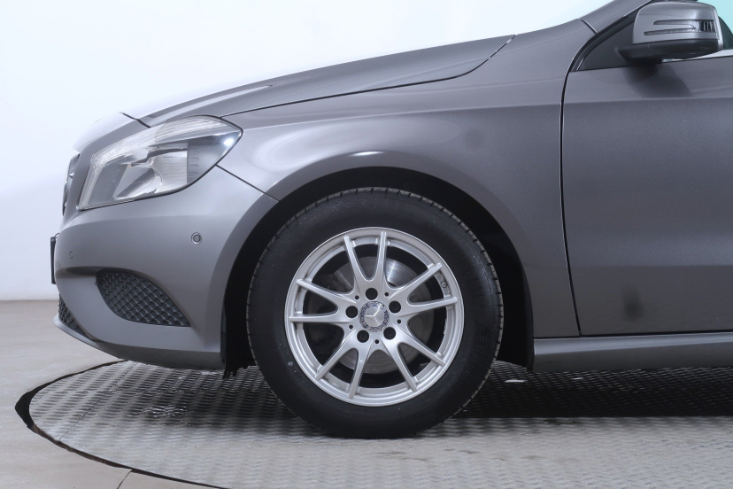 Mercedes-Benz A, 2014