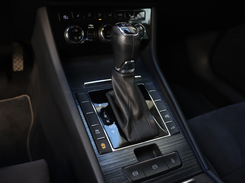 Škoda Superb, 2021