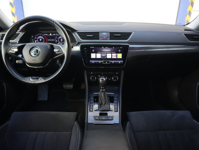 Škoda Superb, 2021