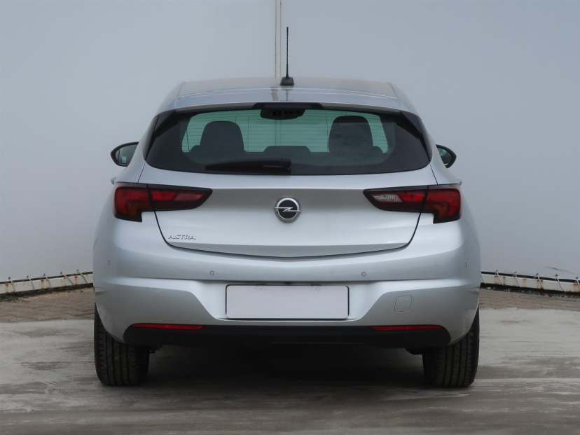 Opel Astra, 2021
