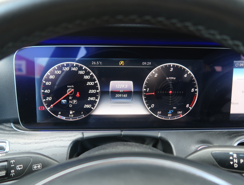 Mercedes-Benz E, 2017