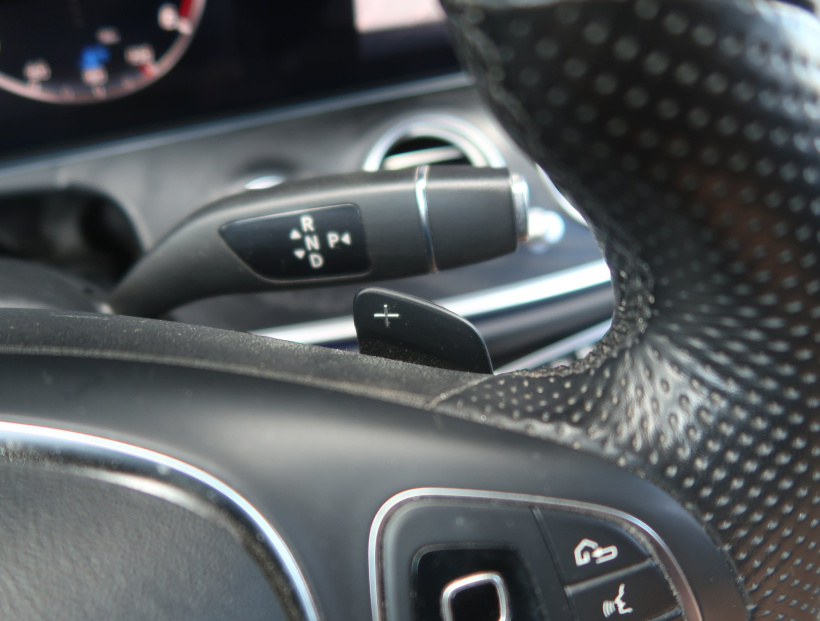 Mercedes-Benz E, 2017