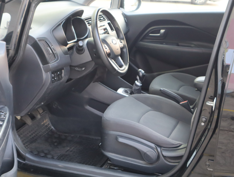Kia Rio, 2013