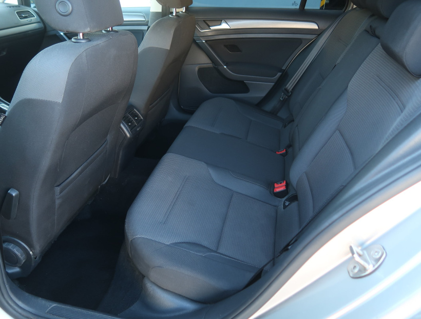 Volkswagen Golf, 2017