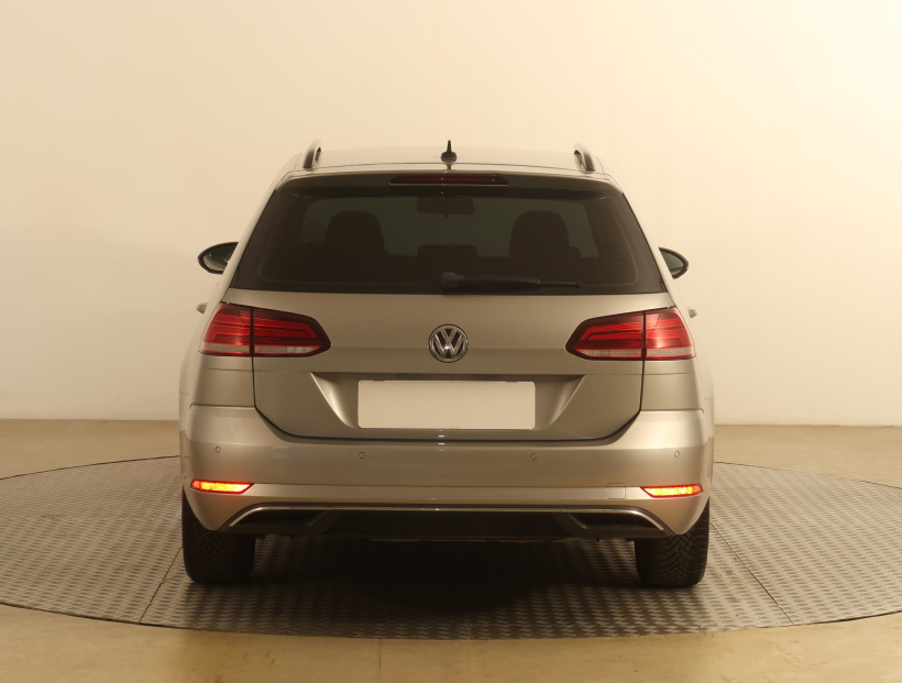 Volkswagen Golf, 2017