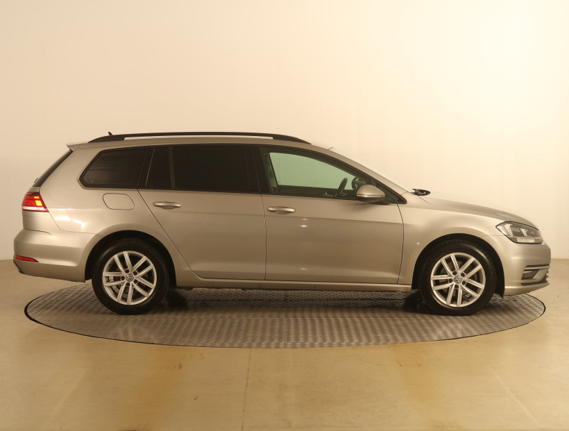 Volkswagen Golf, 2017