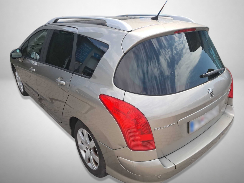 Peugeot 308, 2011
