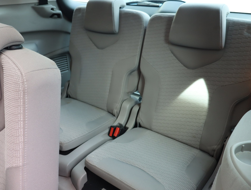 Peugeot 308, 2011