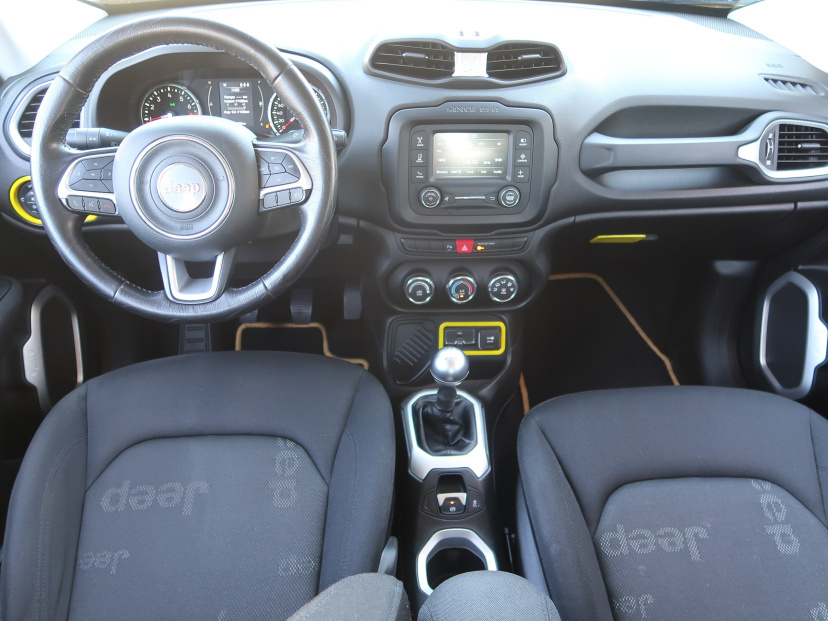 Jeep Renegade, 2016