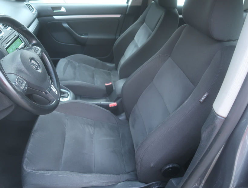 Volkswagen Golf, 2012