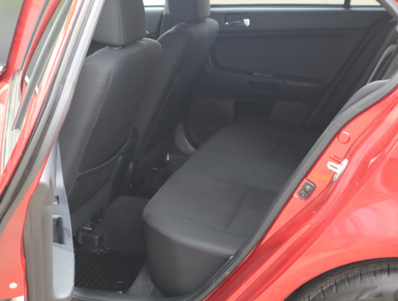 Mitsubishi Lancer, 2016