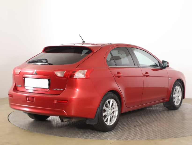 Mitsubishi Lancer, 2016