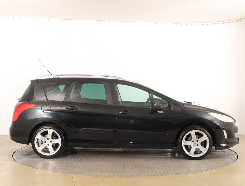 Peugeot 308, 2008