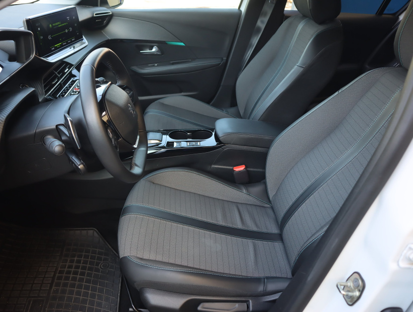 Peugeot 208, 2023