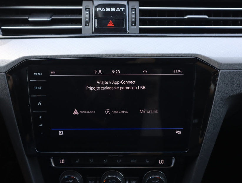 Volkswagen Passat, 2020