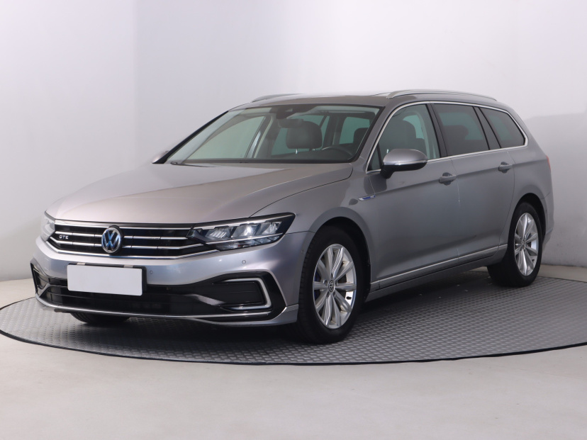 Volkswagen Passat, 2020