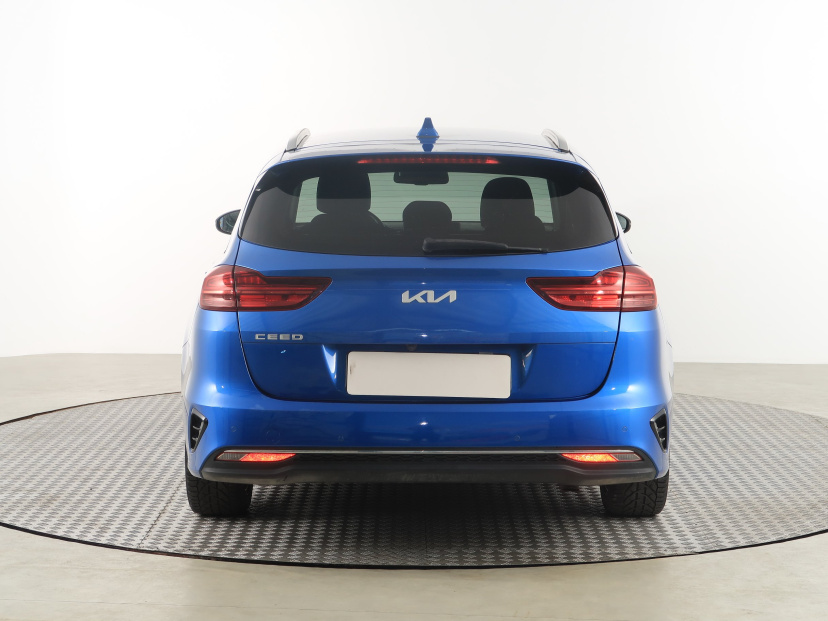 Kia Ceed, 2022