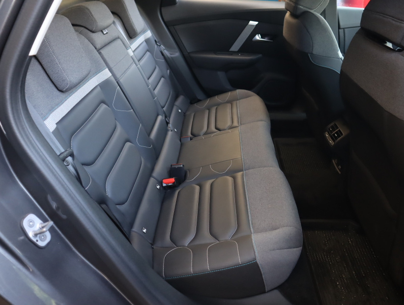Citroen C4 X, 2023
