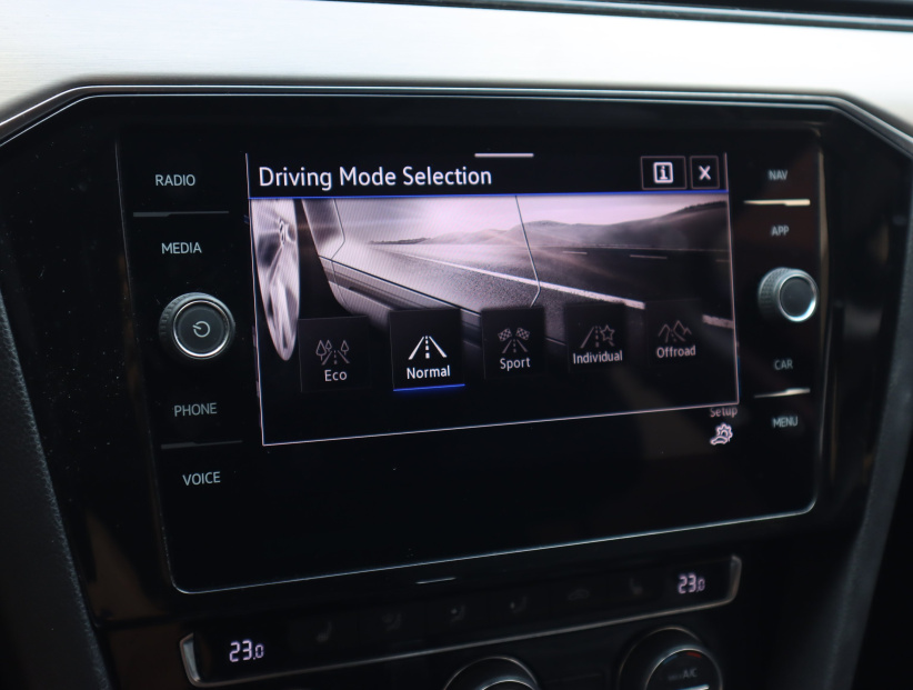 Volkswagen Passat, 2020