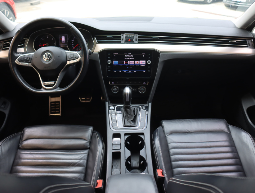Volkswagen Passat, 2020