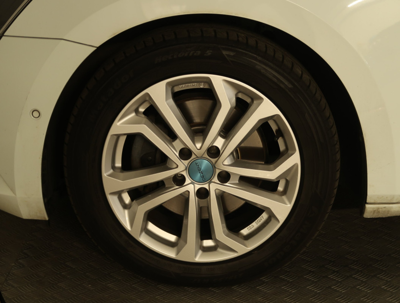 Škoda Superb, 2016