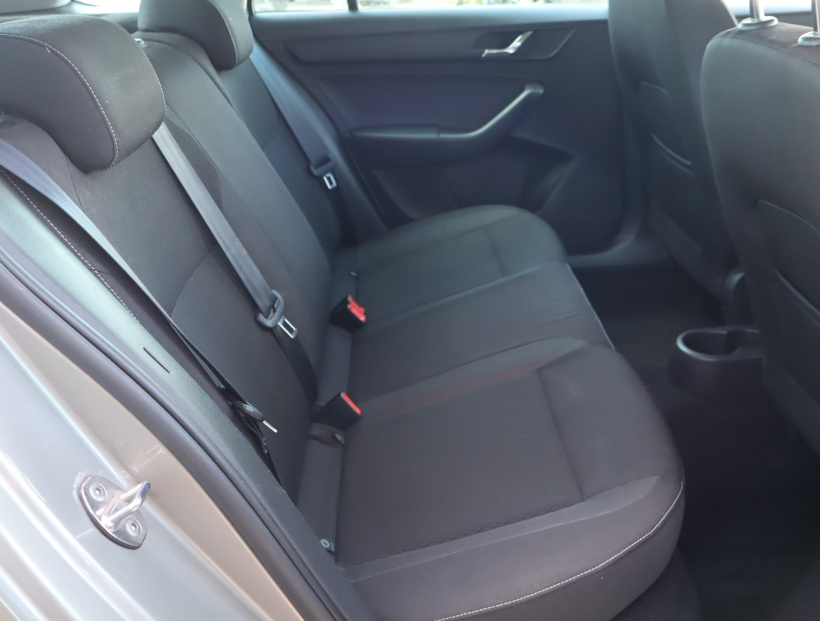Škoda Rapid Spaceback, 2015