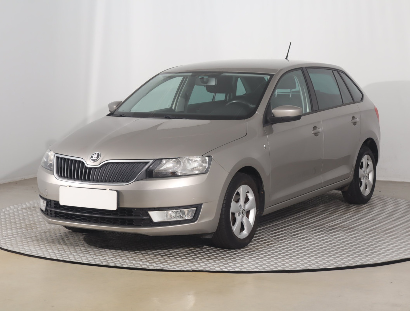 Škoda Rapid Spaceback, 2015
