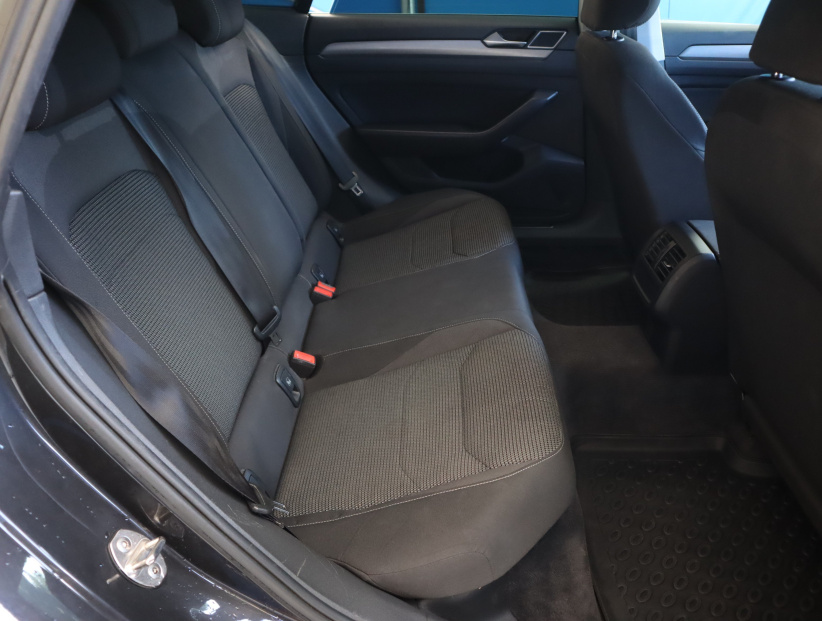 Volkswagen Arteon, 2018