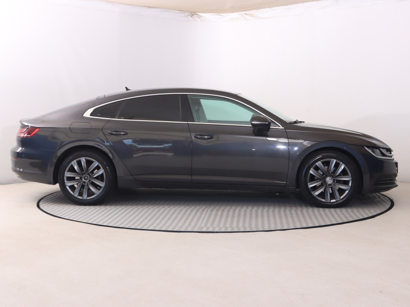 Volkswagen Arteon, 2018