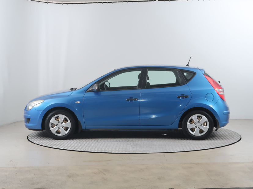 Hyundai i30, 2010
