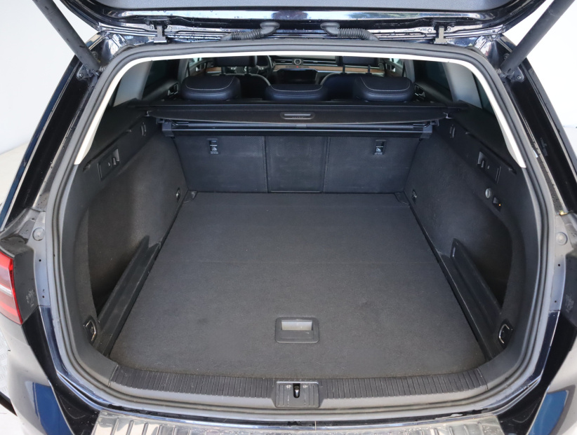 Volkswagen Passat, 2019