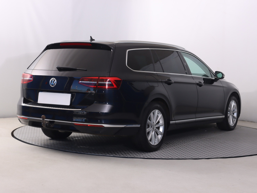 Volkswagen Passat, 2019
