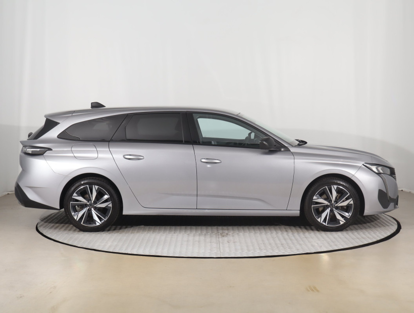 Peugeot 308, 2023