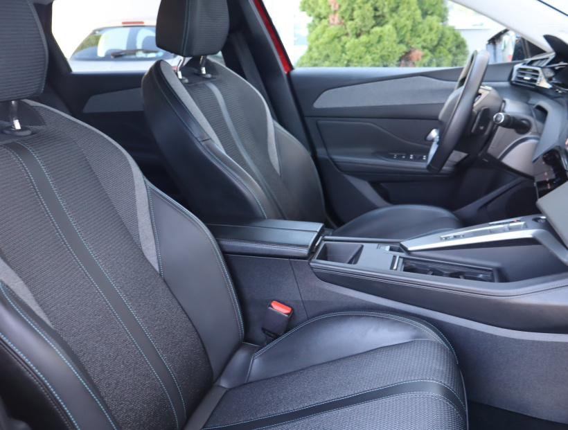 Peugeot 308, 2023