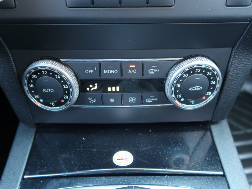 Mercedes-Benz GLK, 2012
