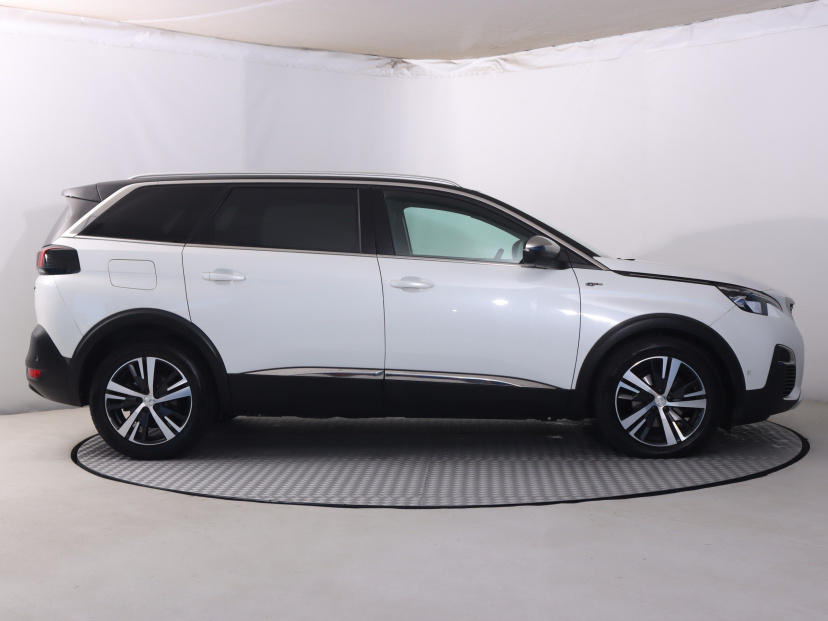 Peugeot 5008, 2019