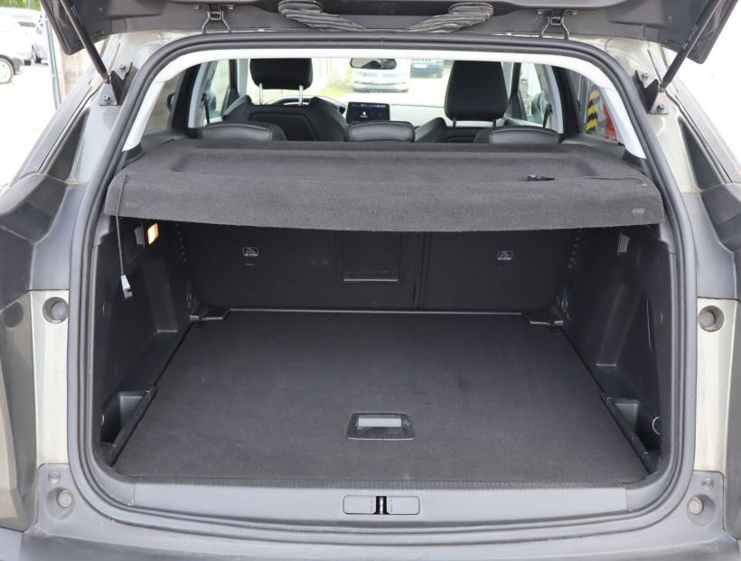 Peugeot 3008, 2019
