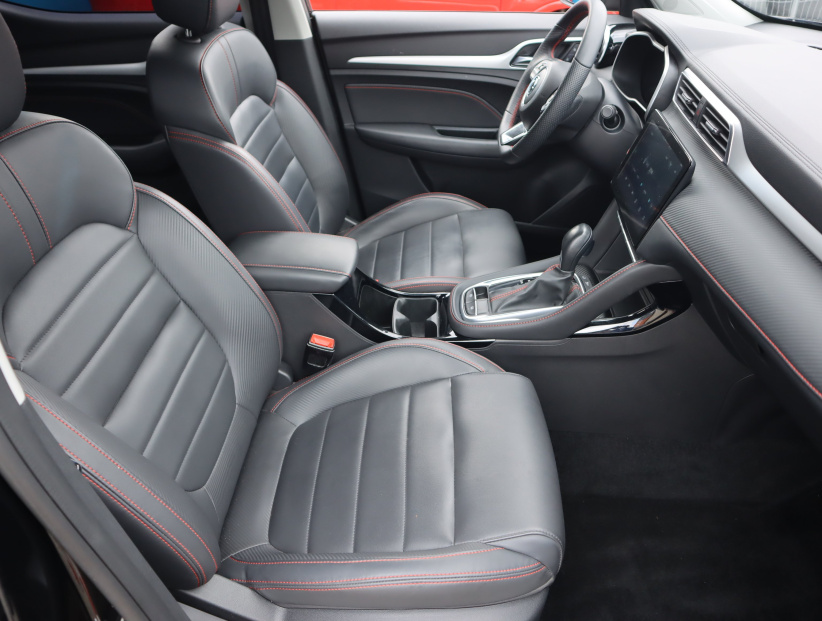 MG ZS SUV, 2024