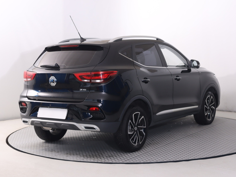 MG ZS SUV, 2024