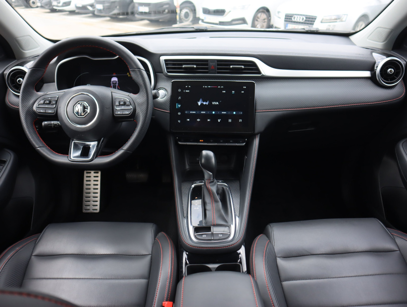 MG ZS SUV, 2024