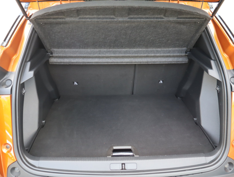Peugeot 2008, 2019